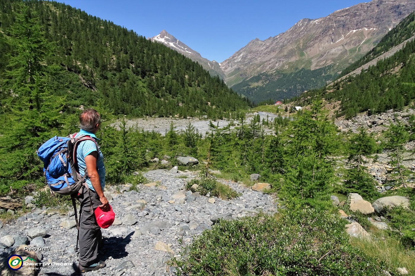 46 Sguardo indietro verso Alpe Ventina e Passo del Muretto.JPG